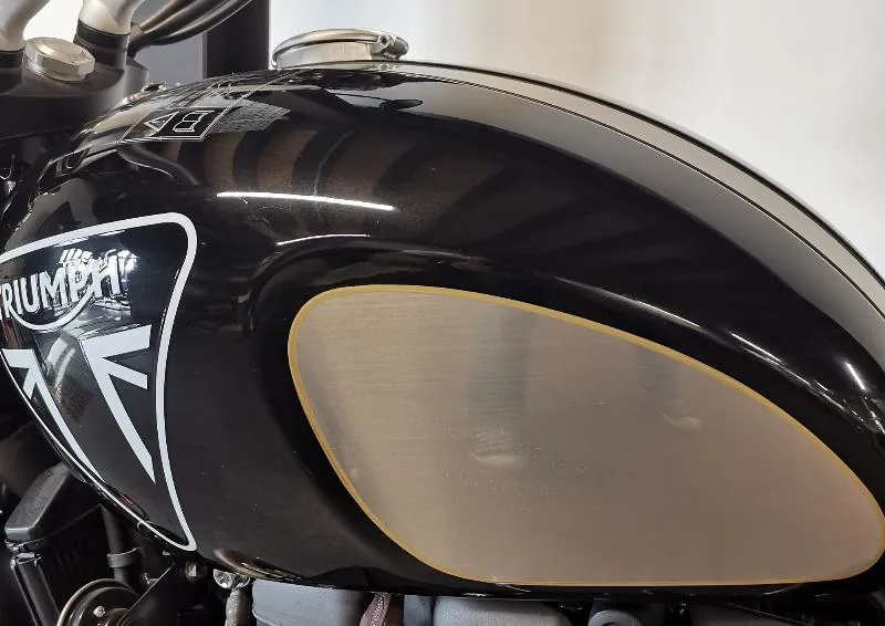 SCRAMBLER 1200 Bond Edition