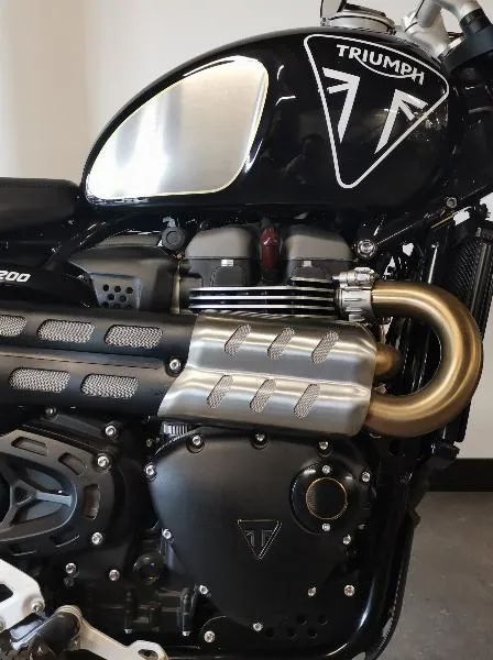 SCRAMBLER 1200 Bond Edition