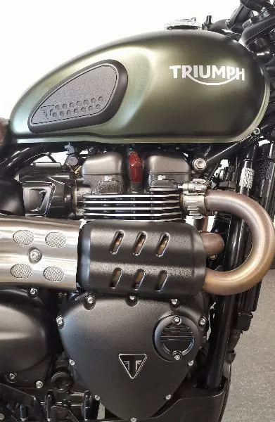 SCRAMBLER 900