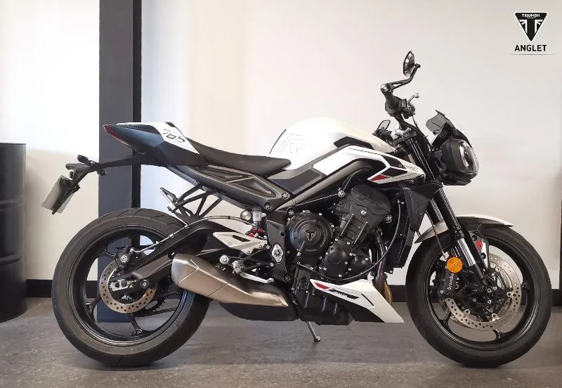 STREET TRIPLE 765 R 2024