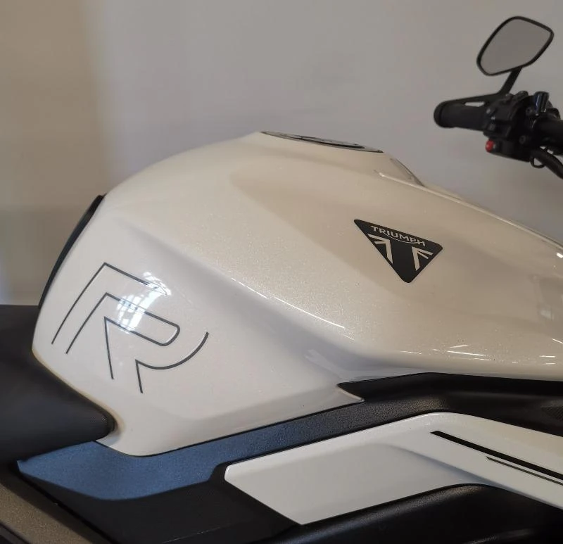 STREET TRIPLE 765 R