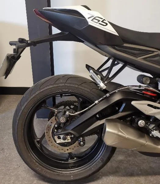 STREET TRIPLE 765 R