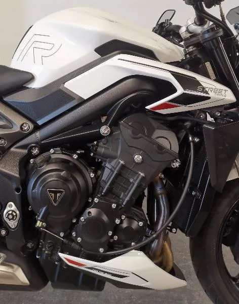 STREET TRIPLE 765 R