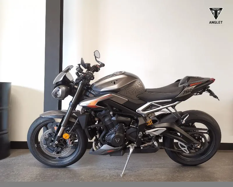 STREET TRIPLE 765 RS