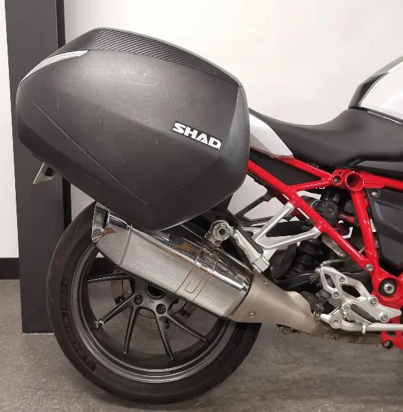 R 1200 R