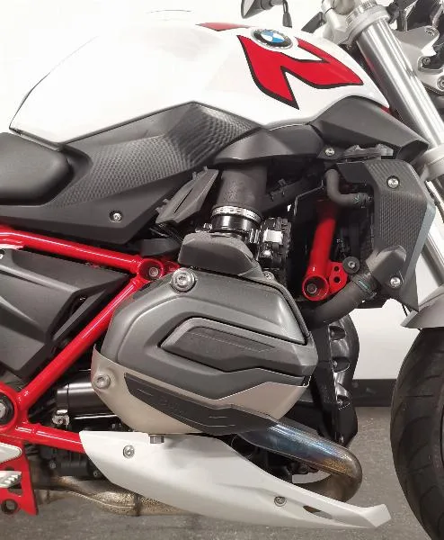 R 1200 R