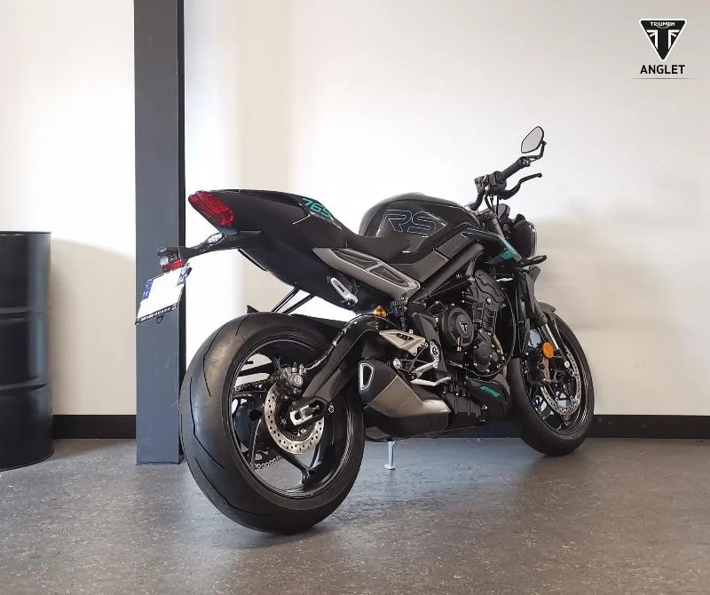STREET TRIPLE 765 RS