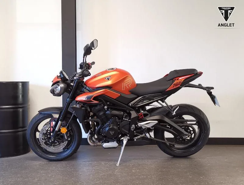 STREET TRIPLE 765 R
