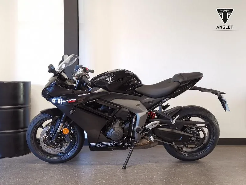 	DAYTONA 660