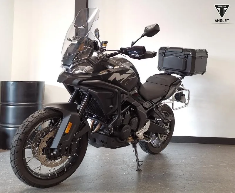 MT 700
