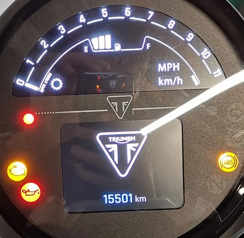 TRIDENT 660