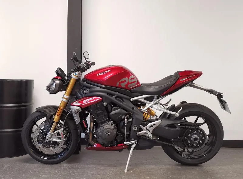SPEED TRIPLE 1200 RS
