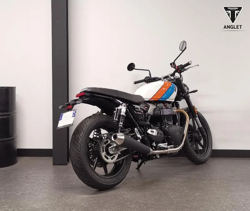 SPEED TWIN 900