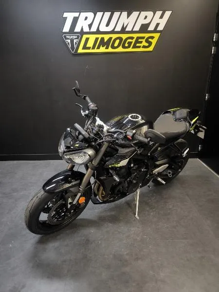 STREET TRIPLE 765 RS