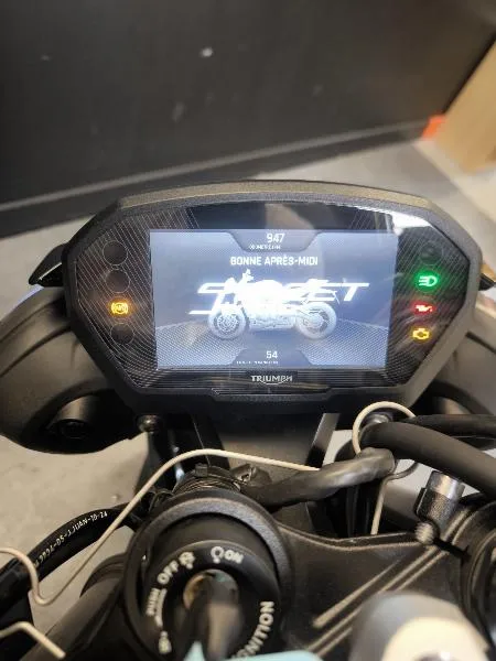 STREET TRIPLE 765 RS