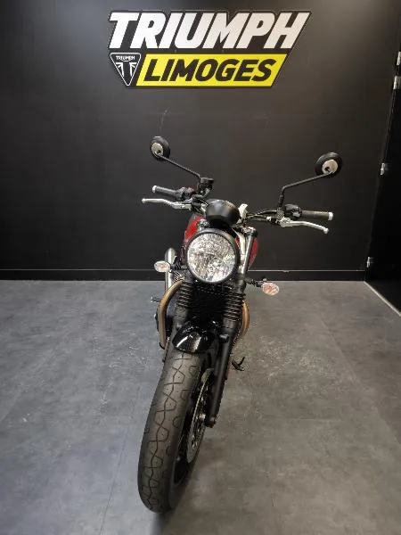 STREET TWIN  900