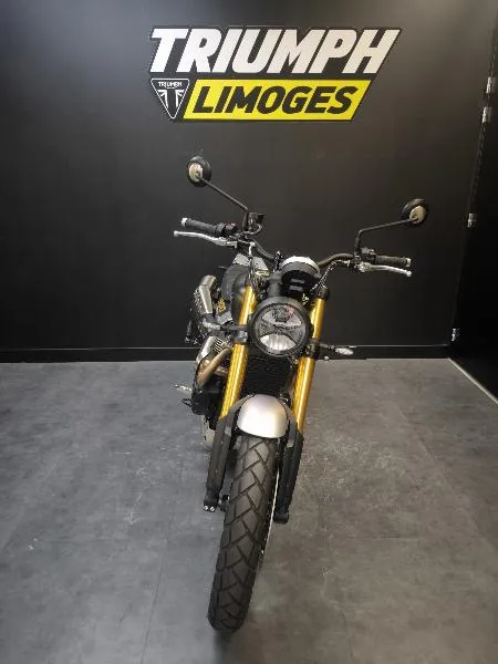 SCRAMBLER 900