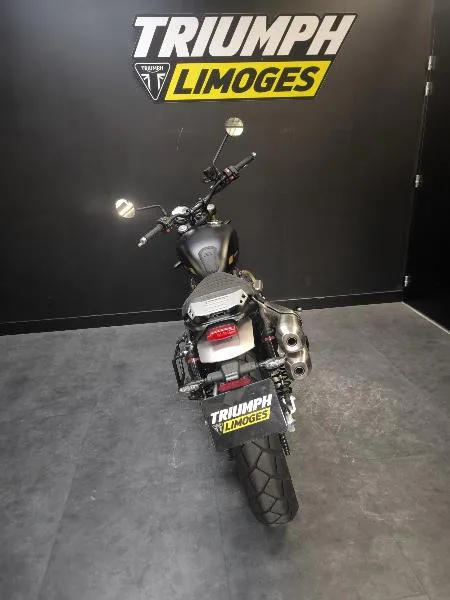 SCRAMBLER 900