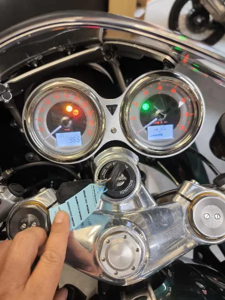 THRUXTON 1200 RS