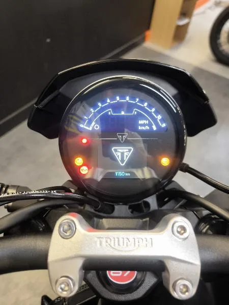TRIDENT 660