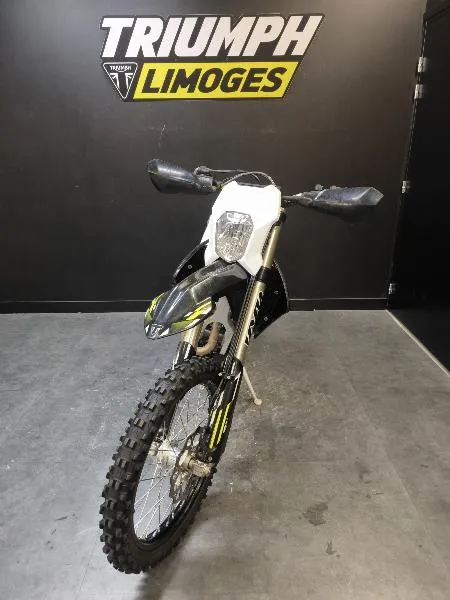 TF 250E