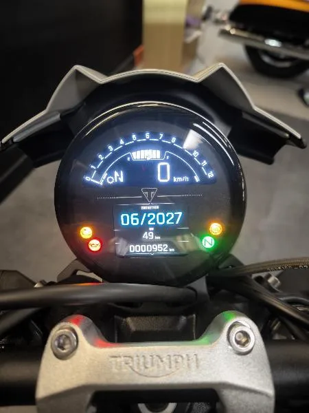 TRIDENT 800
