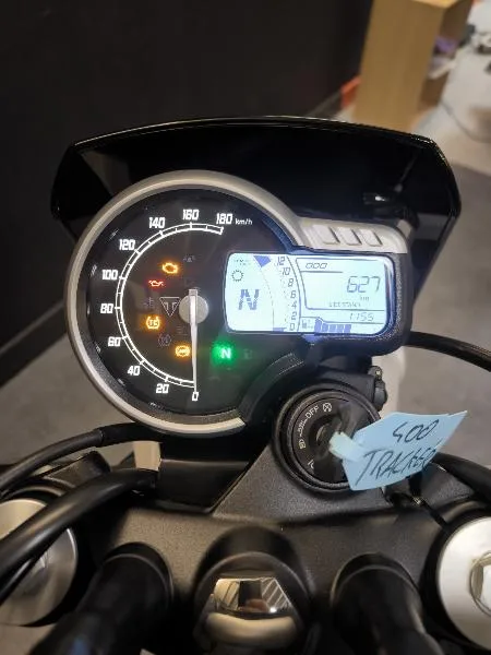 TRACKER 400