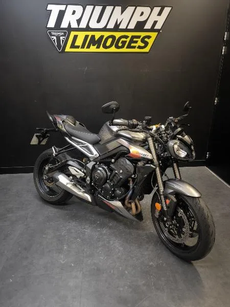 STREET TRIPLE 765 RS
