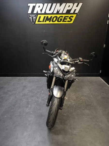 STREET TRIPLE 765 RS