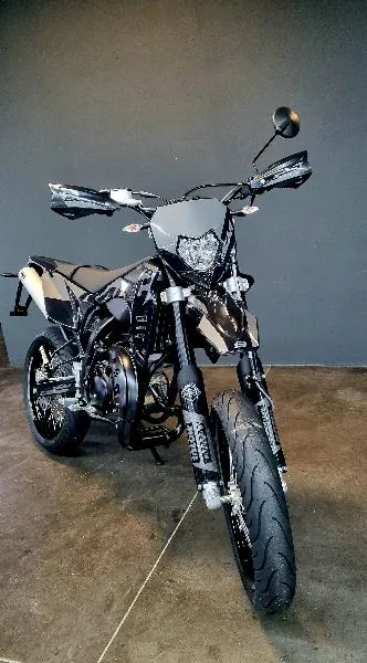 SMR 50 BLACK