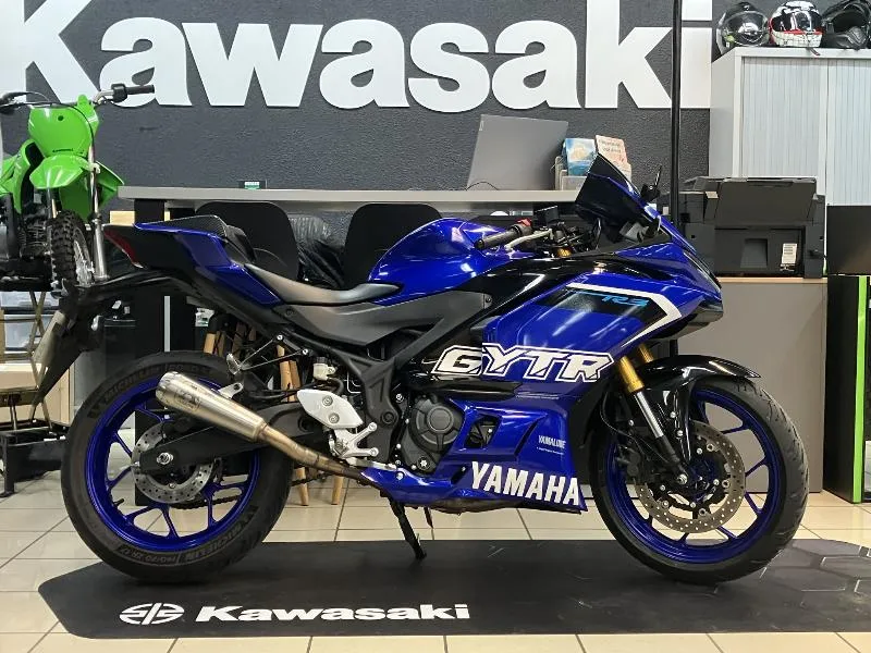 YZFR3