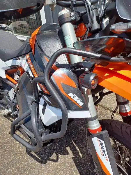 890 ADVENTURE