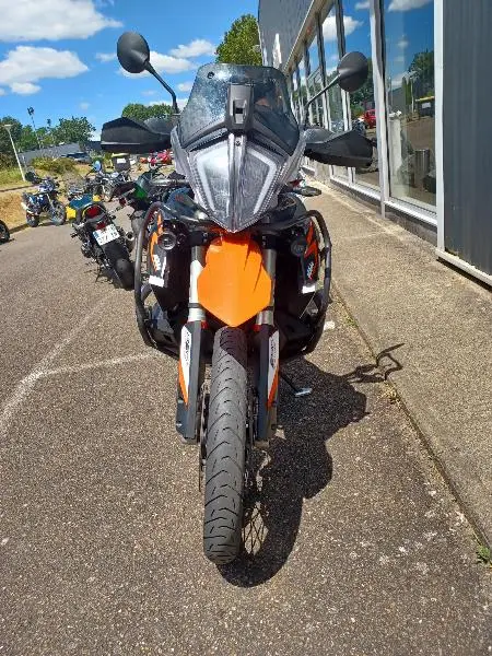 890 ADVENTURE