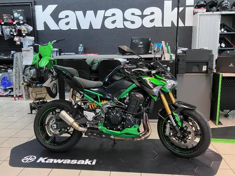 Z 900