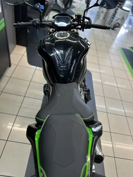 Z 900