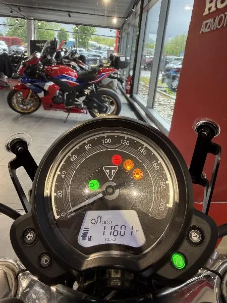 BONNEVILLE SPEEDMASTER 1200