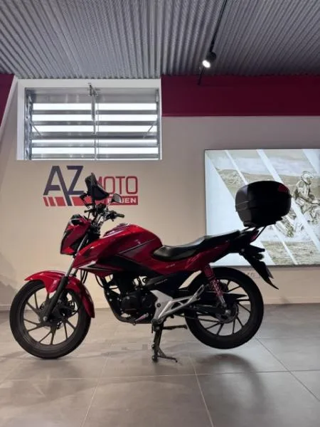 CB 125 F