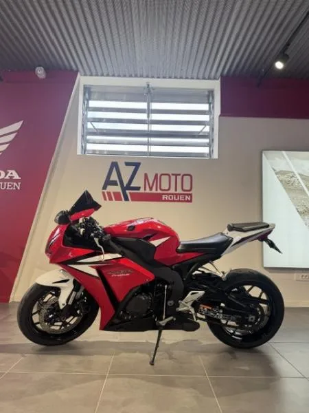 CBR 1000 RR FIREBLADE