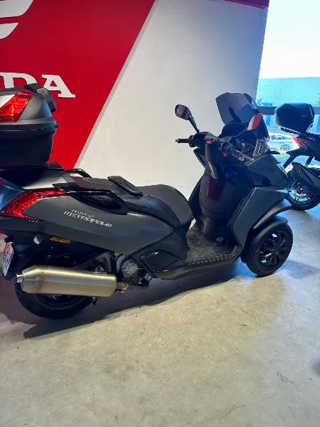 METROPOLIS 400