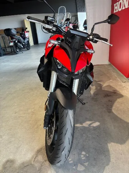 CB 1000 Hornet