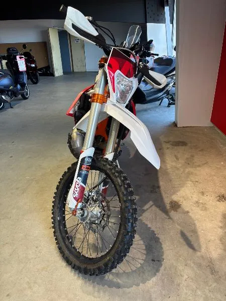 300 EXC SIX DAYS
