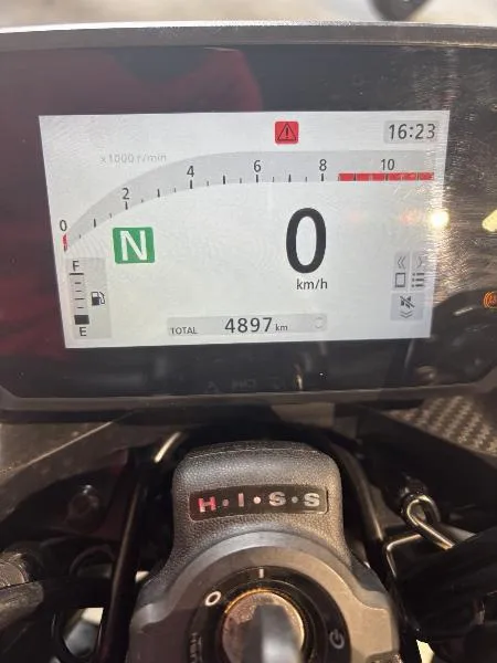 CB 500 Hornet 2025