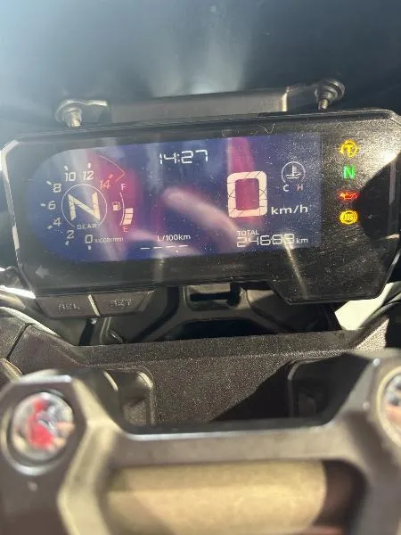 CB 650 R