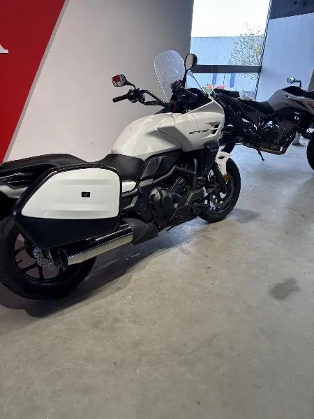 CTX 700 N