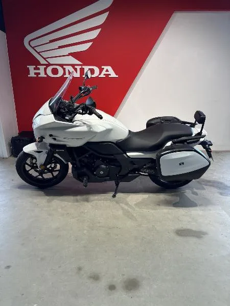 CTX 700 N