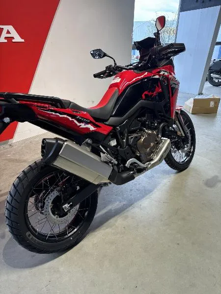 CRF 1100  L AFRICA TWIN