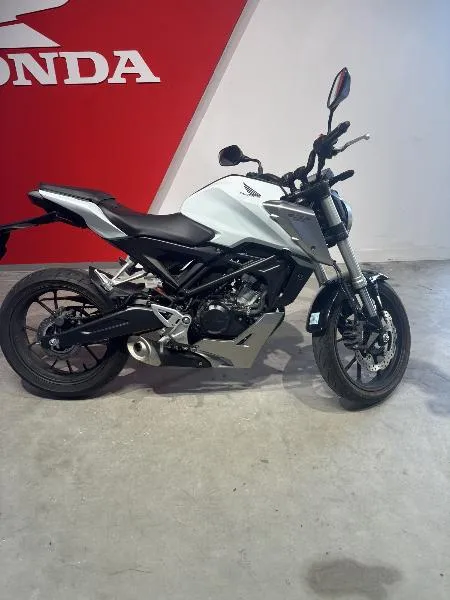 CB 125  R