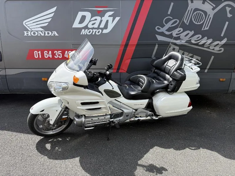 GL1800 GOLDWING 2011