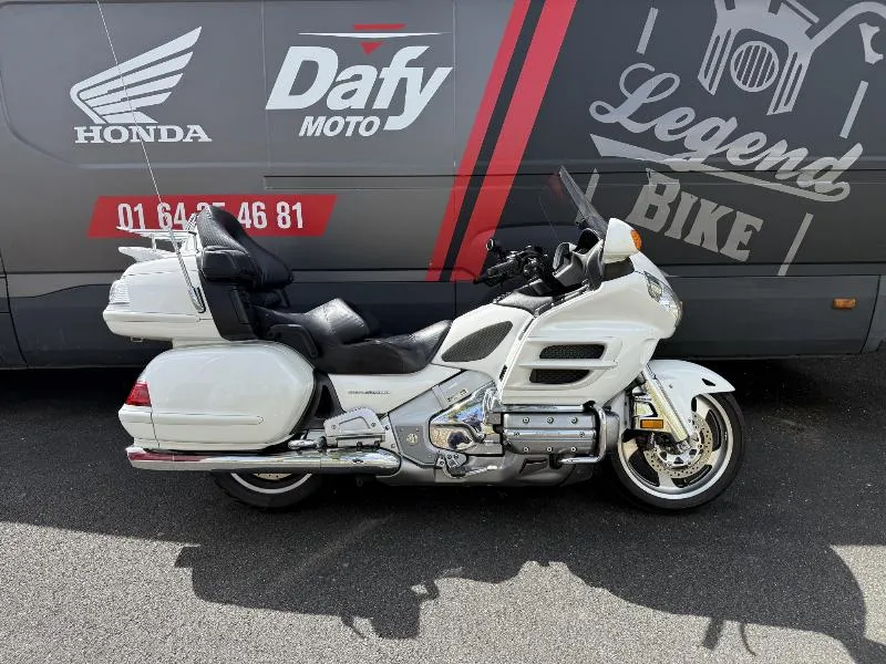 GL1800 GOLDWING