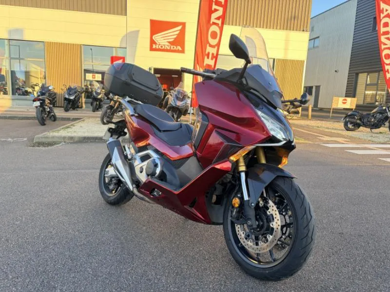 FORZA 750
